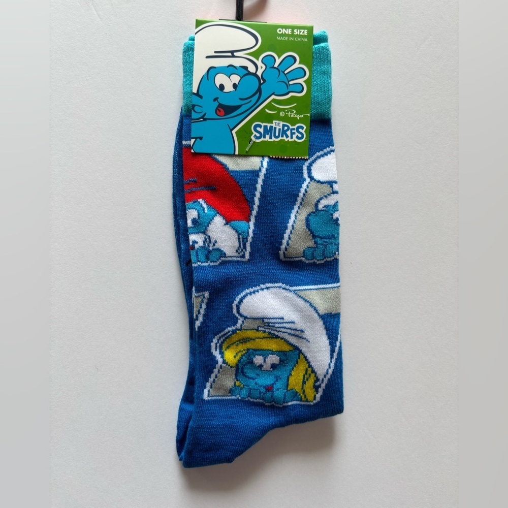Smurfs Cartoon Crew Socks One Size Blue Graphic Print NWT